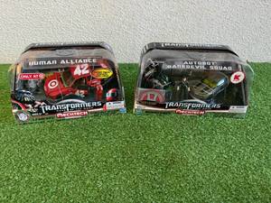lot 9 image: Transformers Mechtech Dark of the Moon Human Alliance & Autobot Daredevil Squad