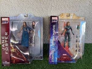 lot 17 image: Marvel Select Jane Foster & Starforce Captain Marvel