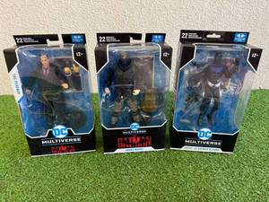 lot 24 image: DC Multiverse Inque as Batman Beyond, Bruce Wayne & The Penguin