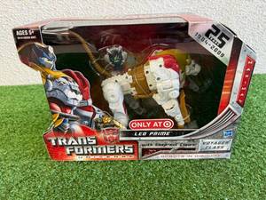 lot 29 image: Transformers Universe Voyager Class Leo Prime