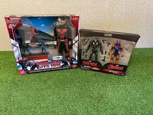 lot 54 image: Captain America Civil War Figures