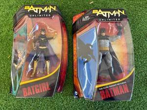 lot 66 image: Batman Unlimited Figures