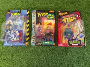lot 67 image: Marvel Comics Figures
