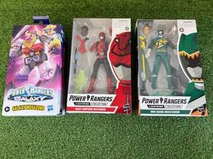lot 71 image: Power Rangers Galaxy Megazord, Beast Morphers Red Ranger & Dino Charge Green Ranger