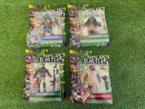 lot 74 image: TMNT Figures - Leonardo, Splinter, Foot Soldier & Ralph in Disguise