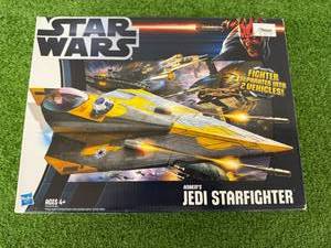 lot 123 image: Star Wars Anakins Jedi Starfighter