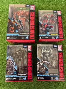lot 129 image: Transformers Studio Series Construction Rampage, Crowbar, Shatter & Jazz