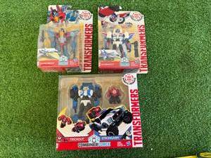 lot 137 image: Transformers Combiner Force Starscream, Stormshot, Trickout & Strongarm