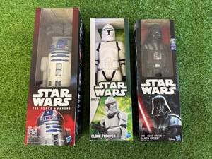 lot 160 image: Star Wars Darth Vader, Clone Trooper & R2D2