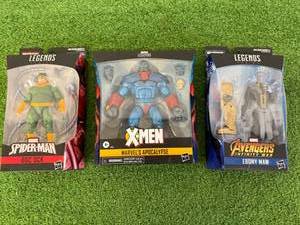 lot 190 image: Marvel Legends Doc PCK, Marvels Apocalypse & Ebony Maw