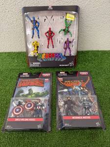 lot 198 image: Marvel Legends Deadpool & Secret Wars Figures