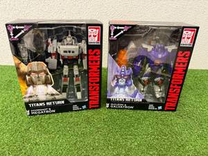 lot 225 image: Transformers Titans Return Voyager Class Doomshot & Megatron & Nucleon & Galvatron