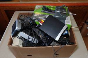 lot 442 image: Assorted Digital Converter Boxes, Antennas, and Adapters