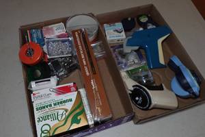 lot 602 image: Assorted Office Supplies