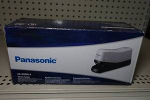 lot 611 image: Panasonic Electric Stapler