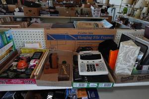 lot 613 image: Assorted Office Supplies