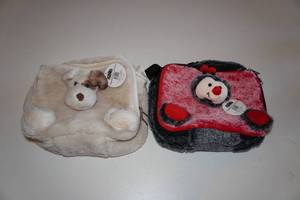 lot 394 image: 2 Plushies Lunch Boxes