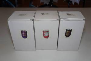 lot 397 image: 3 Novelty Wine Tumblers