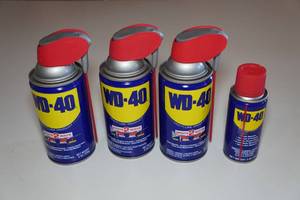 lot 414 image: WD-40 Spray Cans