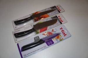 lot 516 image: 3 T-Fal Knives