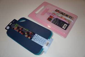 lot 521 image: Cutting Boards & Mats
