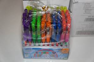 lot 549 image: 150 Rainbow Gel Pens