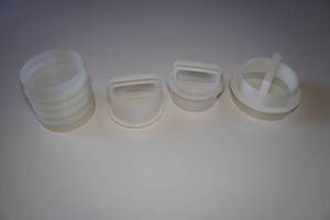 lot 575 image: Vintage Tupperware
