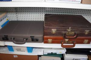 lot 615 image: 3 Briefcases