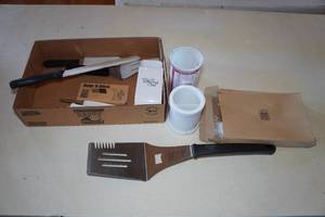 lot 664 image: Assorted Pampered Chef Items