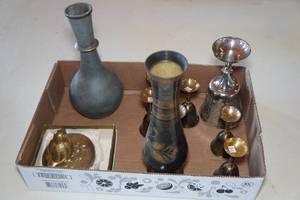 lot 674 image: Vases and Egg Holders