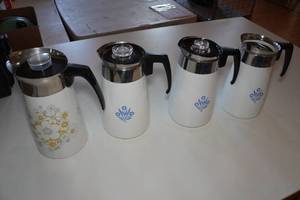 lot 684 image: Vintage CoffeeTea Pots