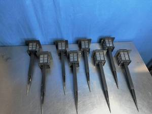 lot 6 image: Flash Furniture Halsey Lantern Style LED Solar Lights