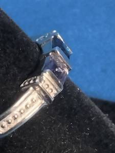lot 12 image: Sterling Silver Oval Stackable Ring - Size 8