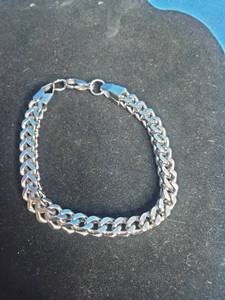 lot 14 image: Steeltime Mens Silvertone Stainless Steel Bracelet