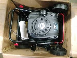 lot 52 image: Pulsar 21 200cc 3-in-1 Gas Lawn Mower