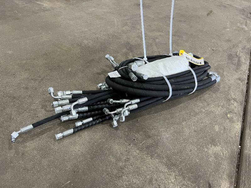 lot 6742 image: FUTURE Mini Excavator Hydraulic Hose