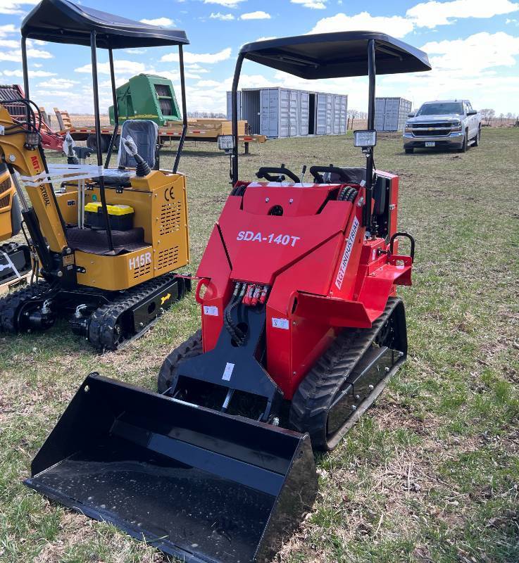 lot 3119 image: 2025 AGT Crawler Loader (SDA-140T)