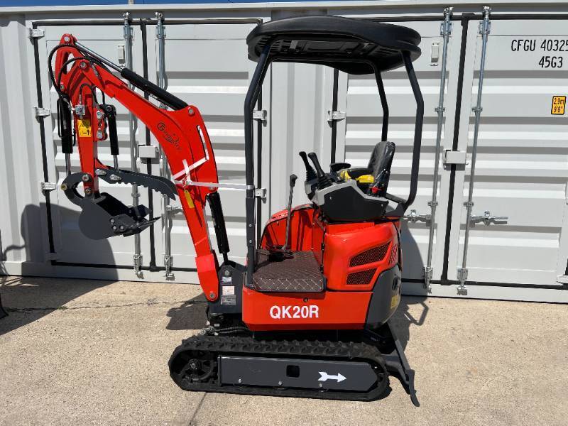 lot 1321 image: 2025 CFG Mini Excavator (QK20R)