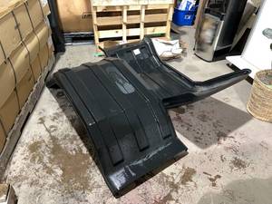 lot 10283 image: Minimizer Fenders 53x25x15 Drop