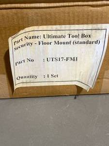 lot 10298 image: Toolbox Floor Mount Kit