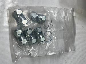 lot 10232 image: Hydraulic Hose Adapters