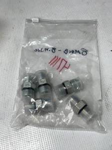 lot 10234 image: Hydraulic Hose Adapters