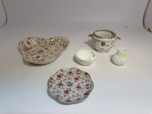 lot 23 image: Lot of China