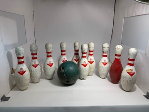 lot 32 image: Bowling Ball & Pins
