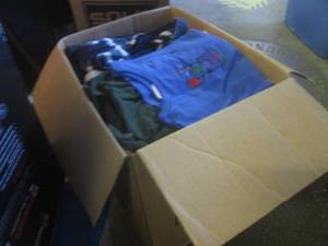 lot 29 image: (G-1) Big Box Full of Assorted Clot...