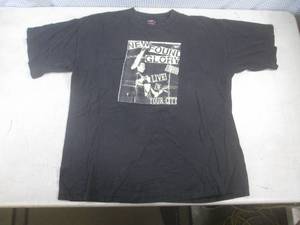 lot 42 image: (A-4) Vintage New Found Glory Live ...