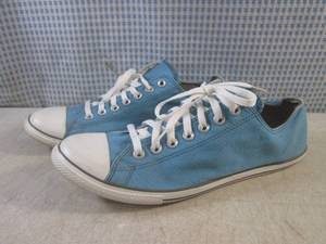 lot 79 image: (BSB) Pair of Converse All Star Sho...