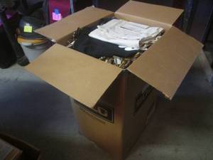 lot 100 image: (EW4) Large Box Full of Assorted Cl...