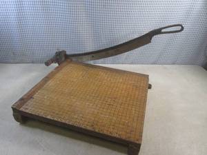 lot 149 image: (EW4) Vintage Ingento No. 3 Guillot...