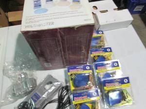 lot 41 image: 12v Battery, charger and 12v power ...